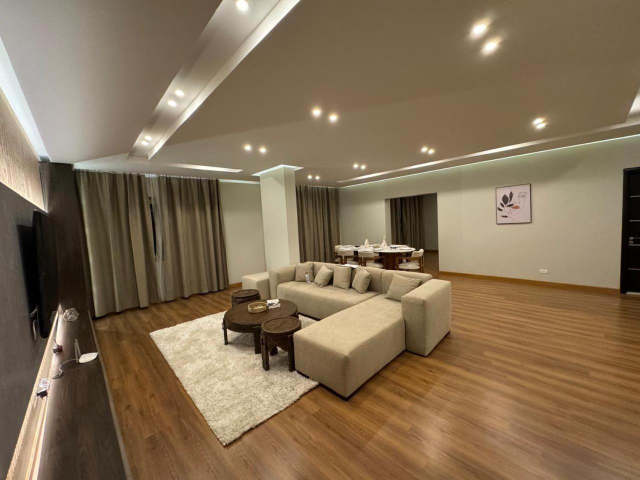 Apartment Water Way 1 Compound *